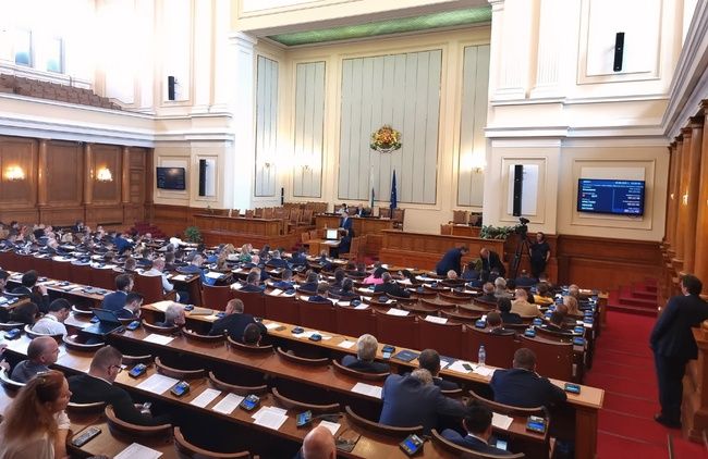 Парламентът обсъжда Споразумението за финансиране по Механизма за възстановяване и устойчивост с ЕК