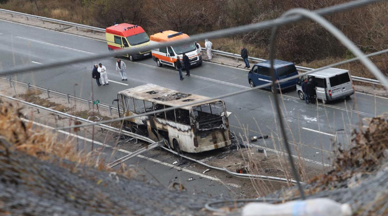 Съдят АПИ за 750 000 евро за трагедията с македонския автобус на „Струма“