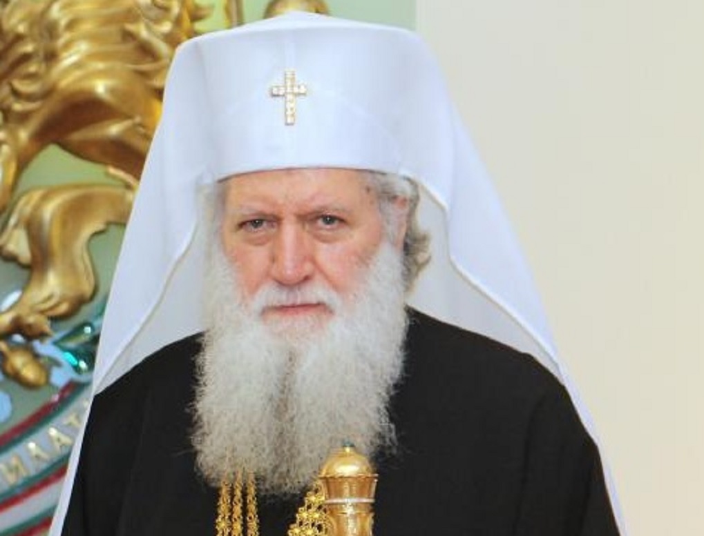България се моли. Патриарх Неофит прието по спешност в болница