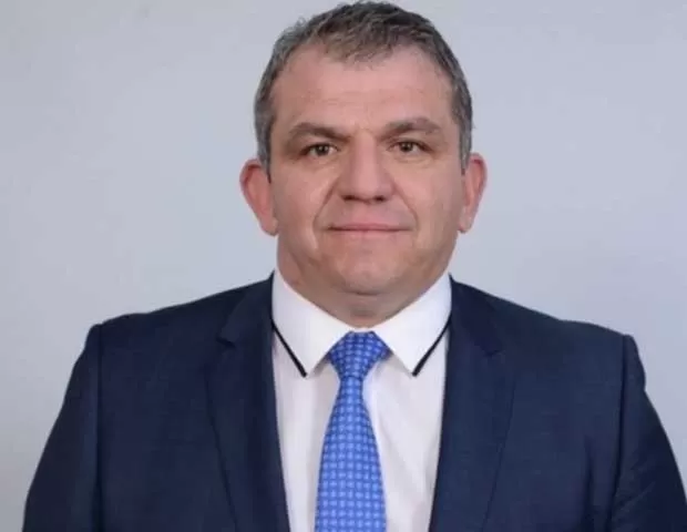 6 години депутатът Димитър Гамишев остава неуловим за закона