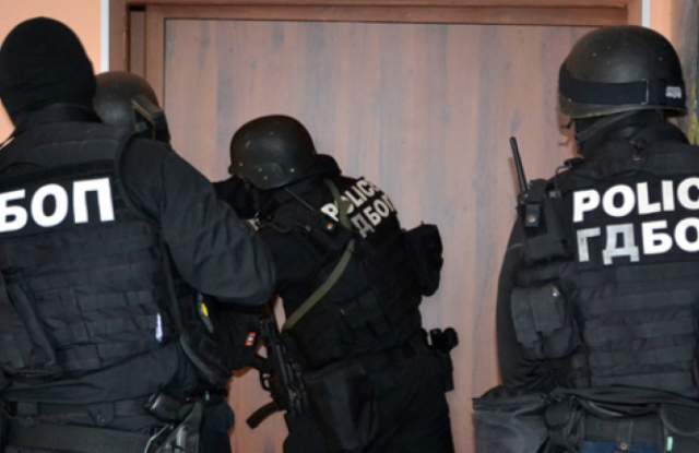 ГДБОП нахлу в къща във Видин, но последва много неприятна изненада