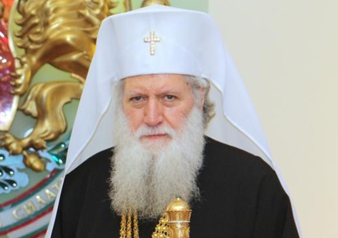 България се моли: Какво е състоянието на патриарх Неофит